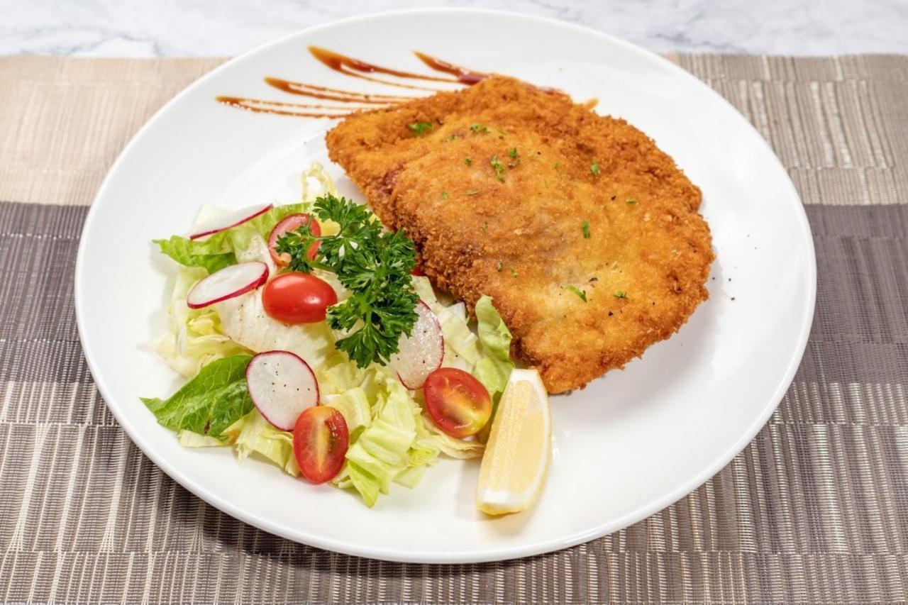 פאטאיה Zip Hotel & Restaurant מראה חיצוני תמונה